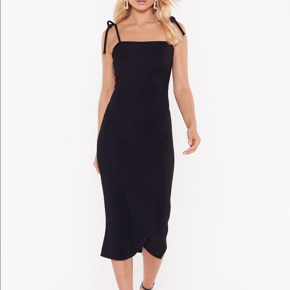 Nasty Gal Dresses & Skirts - Nasty Gal Black Midi Dress Nasty Gal Dresses & Skirts - Nasty Gal Black Midi Dress